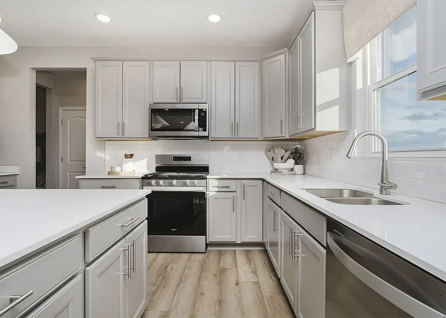 stock cabinets gallery - 9